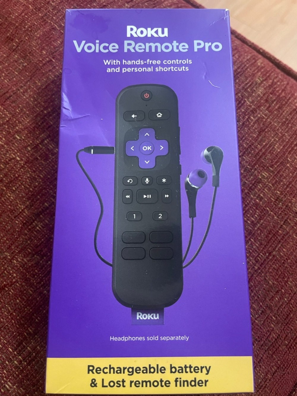Roku Voice Remote Pro — Rechargeable